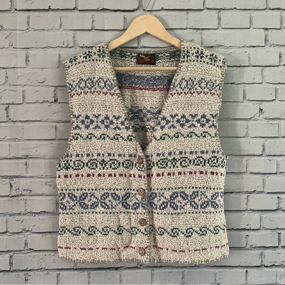 ALPS Button Down Cream Vest‎